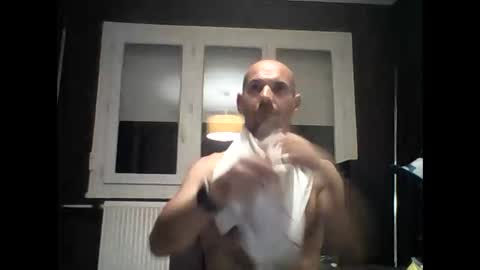 montmasse online show from 04-06-26, 08:32