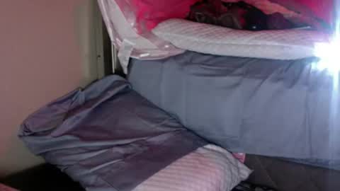 Snapshot of montydx chatting on 10-24-25, 12:41 montydx online show from 10-24-25, 12:41