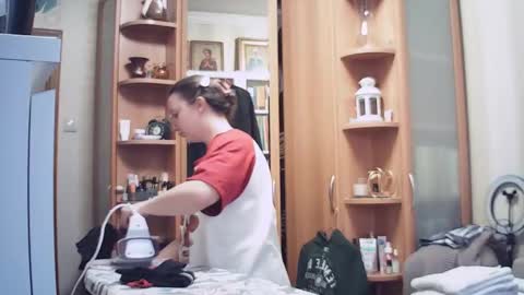 Snapshot of moodiemira chatting on 11-25-25, 09:09 moodiemira online show from 11-25-25, 09:09