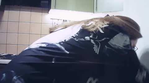 moodiemira online show from 03-04-26, 02:45