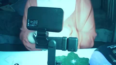 moodiemira online show from 03-23-26, 07:40