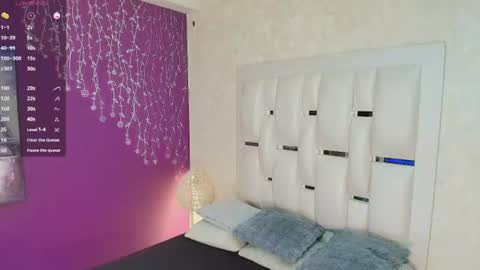 Snapshot of moom_ivy_ chatting on 07-26-26, 12:56 online show from 07-26-26, 12:56