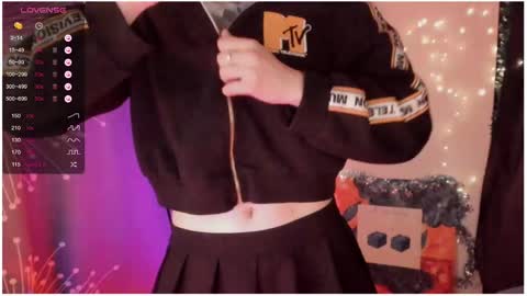 Roxy online show from 12-26-24, 08:21