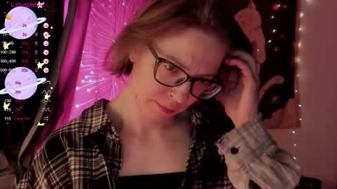 Roxy online show from 11-22-25, 07:13