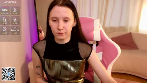 Snapshot of moon_avengers chatting on 02-02-25, 06:15 Lola online show from 02-02-25, 06:15