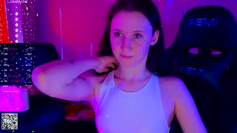 Snapshot of moon_avengers chatting on 03-06-25, 07:47 Lola online show from 03-06-25, 07:47