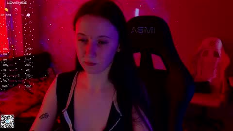 Snapshot of moon_avengers chatting on 03-07-25, 05:29 Lola online show from 03-07-25, 05:29