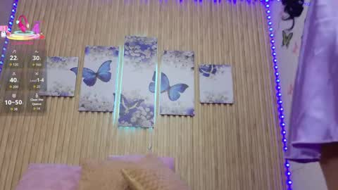 Moon online show from 04-14-26, 11:27