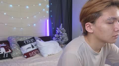 Felix and Maddy online show from 12-16-25, 08:19