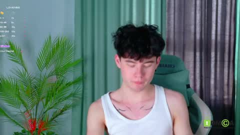 moon_gloww online show from 04-01-26, 02:23