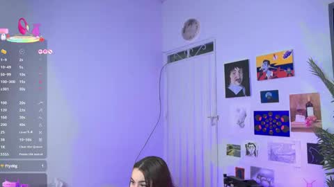  MoonPixie  online show from 06-05-26, 05:47