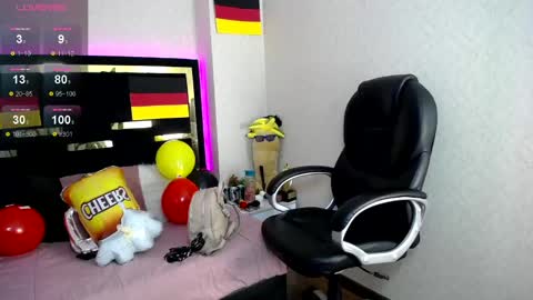 Moon Water   online show from 09-26-25, 11:47