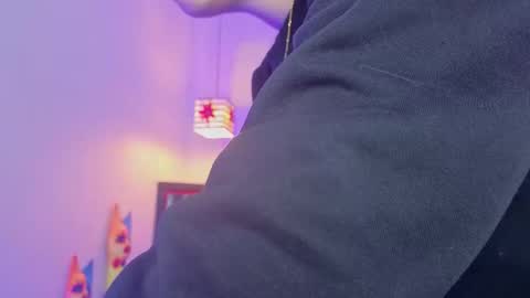 Snapshot of moon_winy chatting on 03-09-26, 11:25 Winy online show from 03-09-26, 11:25