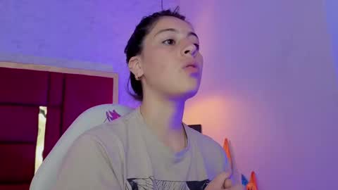 Snapshot of moon_winy chatting on 03-11-26, 12:22 Winy online show from 03-11-26, 12:22