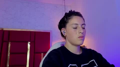 Snapshot of moon_winy chatting on 03-13-26, 11:39 Winy online show from 03-13-26, 11:39