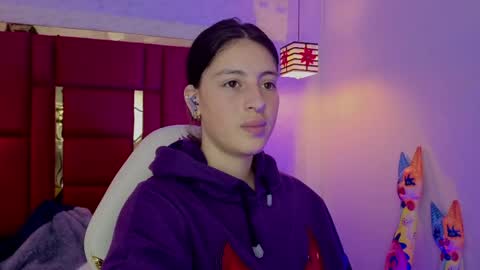 Snapshot of moon_winy chatting on 04-10-26, 11:59 Winy online show from 04-10-26, 11:59