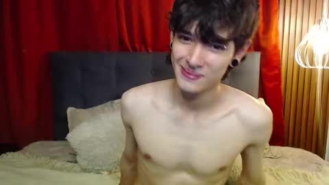 MOON AND ZUKO online show from 02-10-26, 02:04