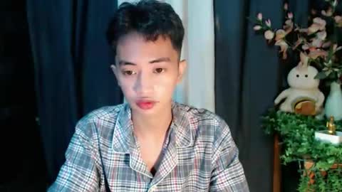 Snapshot of moonboy398577 chatting on 01-17-26, 12:21 Josh online show from 01-17-26, 12:21