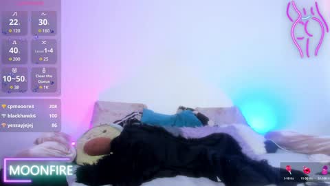 Nicky  online show from 12-12-24, 01:49