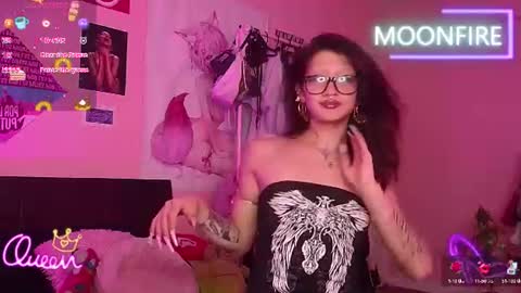 Snapshot of moonfiredance chatting on 06-28-26, 11:49 Nicky online show from 06-28-26, 11:49