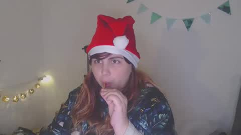 MoonFox  online show from 12-22-25, 12:29