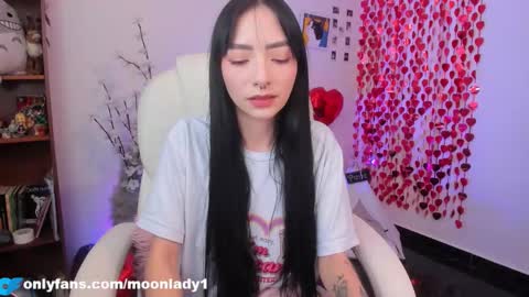 MOON  online show from 02-21-26, 07:04