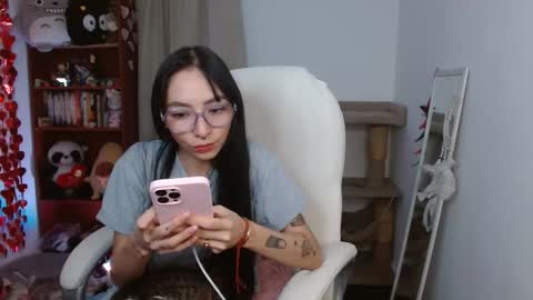 MOON  online show from 05-27-26, 04:53