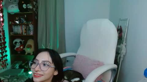 MOON  online show from 05-28-26, 04:10