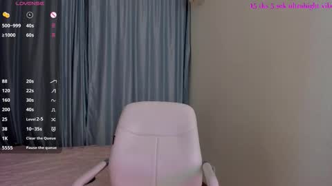 Snapshot of moonlight8_ chatting on 11-01-25, 07:05 LANA online show from 11-01-25, 07:05