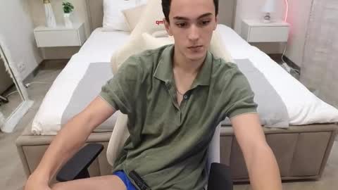 Stan online show from 11-26-25, 08:04