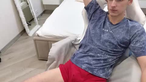 Stan online show from 11-29-25, 08:28