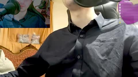 Snapshot of moonsire chatting on 01-09-25, 06:59 Moonsire online show from 01-09-25, 06:59