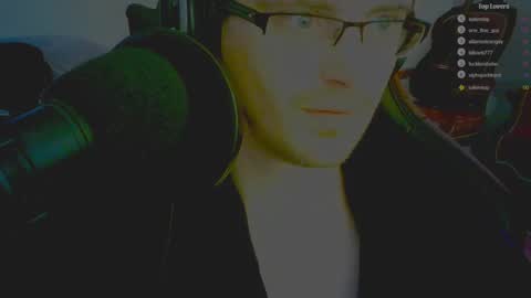 Snapshot of moonsire chatting on 01-11-25, 10:08 Moonsire online show from 01-11-25, 10:08