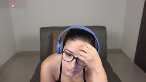 Moon Woman online show from 10-15-25, 04:56