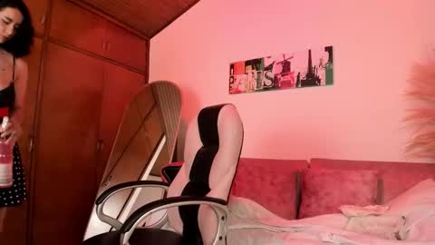 Michelle online show from 11-17-25, 01:22