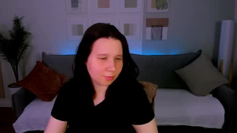 Snapshot of mooonlightsky chatting on 04-15-26, 04:14 Charli online show from 04-15-26, 04:14