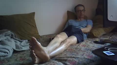 Snapshot of moovurey16 chatting on 04-20-26, 12:57 Alex online show from 04-20-26, 12:57