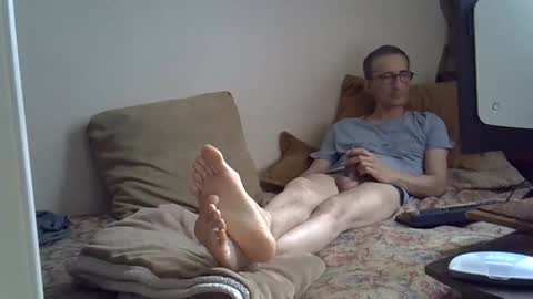 Snapshot of moovurey16 chatting on 05-01-26, 11:04 Alex online show from 05-01-26, 11:04