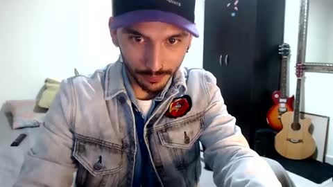 Abelardo online show from 02-01-25, 02:58