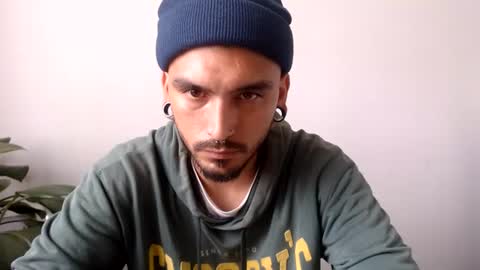 Snapshot of morbidangel08 chatting on 08-07-26, 06:10 Abelardo online show from 08-07-26, 06:10