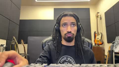 Snapshot of morebemdotad chatting on 05-07-26, 04:29 Diego online show from 05-07-26, 04:29