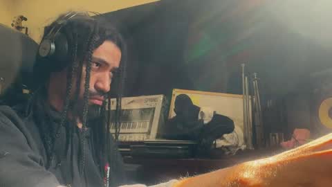 Snapshot of morebemdotad chatting on 05-26-26, 03:19 Diego online show from 05-26-26, 03:19