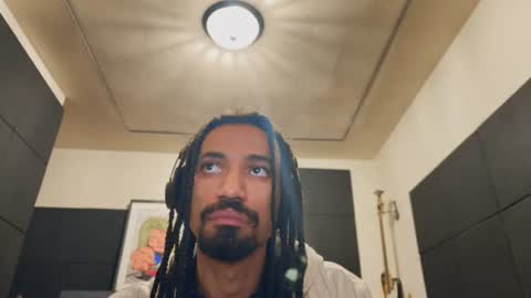 Snapshot of morebemdotad chatting on 06-26-26, 02:38 Diego online show from 06-26-26, 02:38