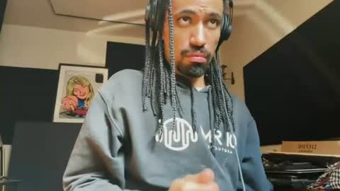 Snapshot of morebemdotad chatting on 06-27-26, 03:50 Diego online show from 06-27-26, 03:50