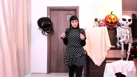 Snapshot of morelovely chatting on 11-01-25, 05:20 Carina online show from 11-01-25, 05:20