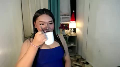 morenagirlxx online show from 12-22-25, 08:55