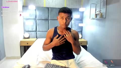 Snapshot of morenitodigno chatting on 10-02-25, 07:10 Mmorenito online show from 10-02-25, 07:10