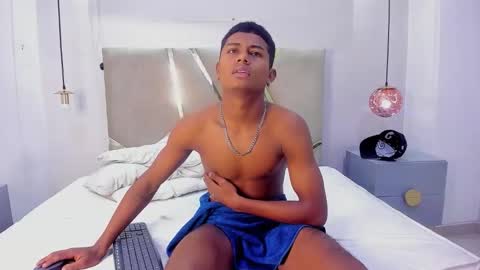 Snapshot of morenitodigno chatting on 10-24-25, 07:43 Mmorenito online show from 10-24-25, 07:43