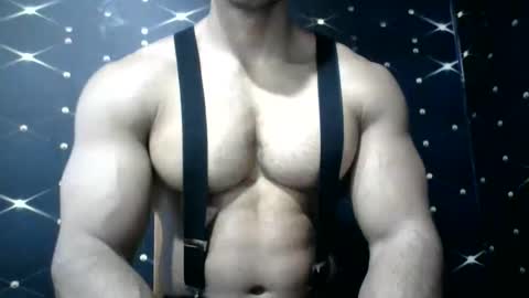 Snapshot of moreno1muscular chatting on 03-10-25, 07:53 moreno1muscular online show from 03-10-25, 07:53