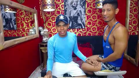 Snapshot of morenoblack23cm chatting on 11-20-25, 11:26 duohot23 online show from 11-20-25, 11:26